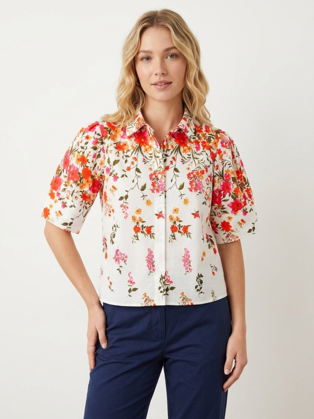 NWT Philosophy Short Sleeve Button-Up Shirt White Red Green Floral Print Sz M